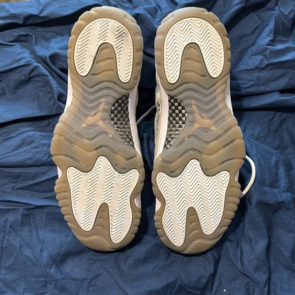 Jordan 11 low - Picture 4 of 4